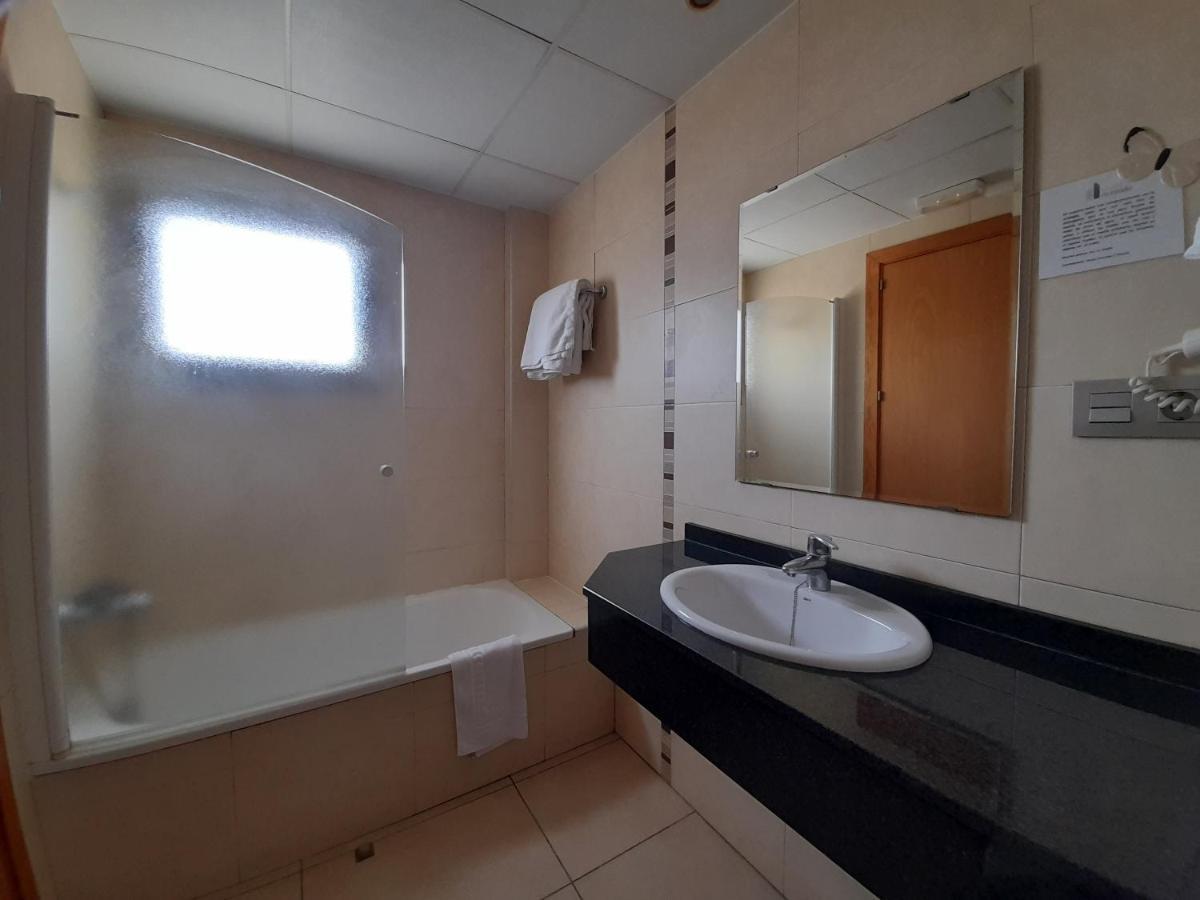 Hotel Avenida Morella Eksteriør billede