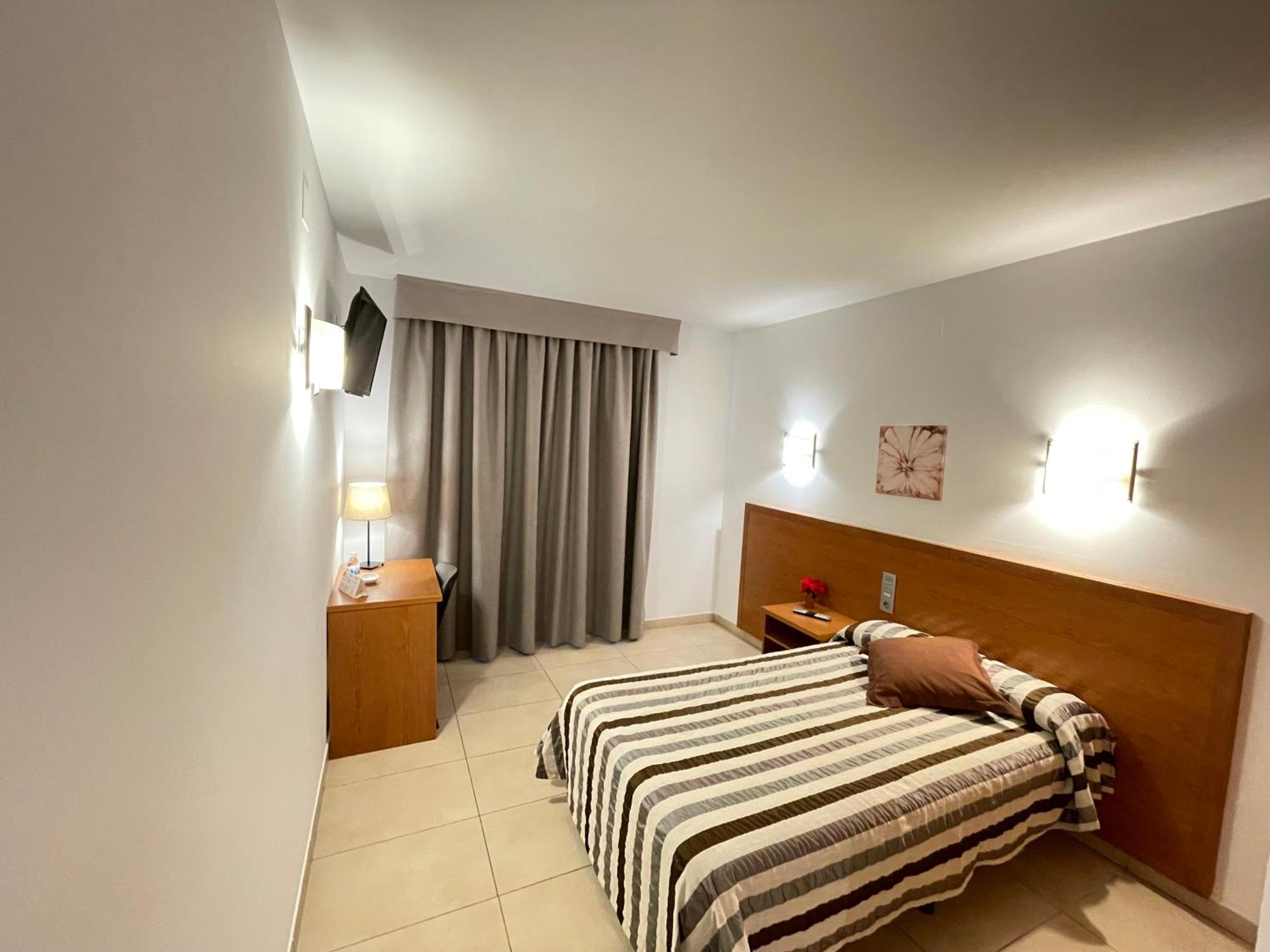 Hotel Avenida Morella Eksteriør billede